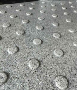 NonSlipSelfDrainingFloor